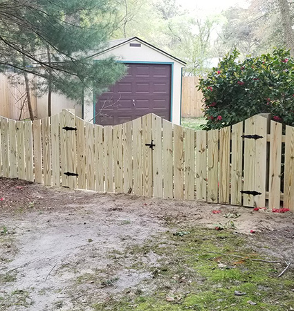 picket fence with double gate